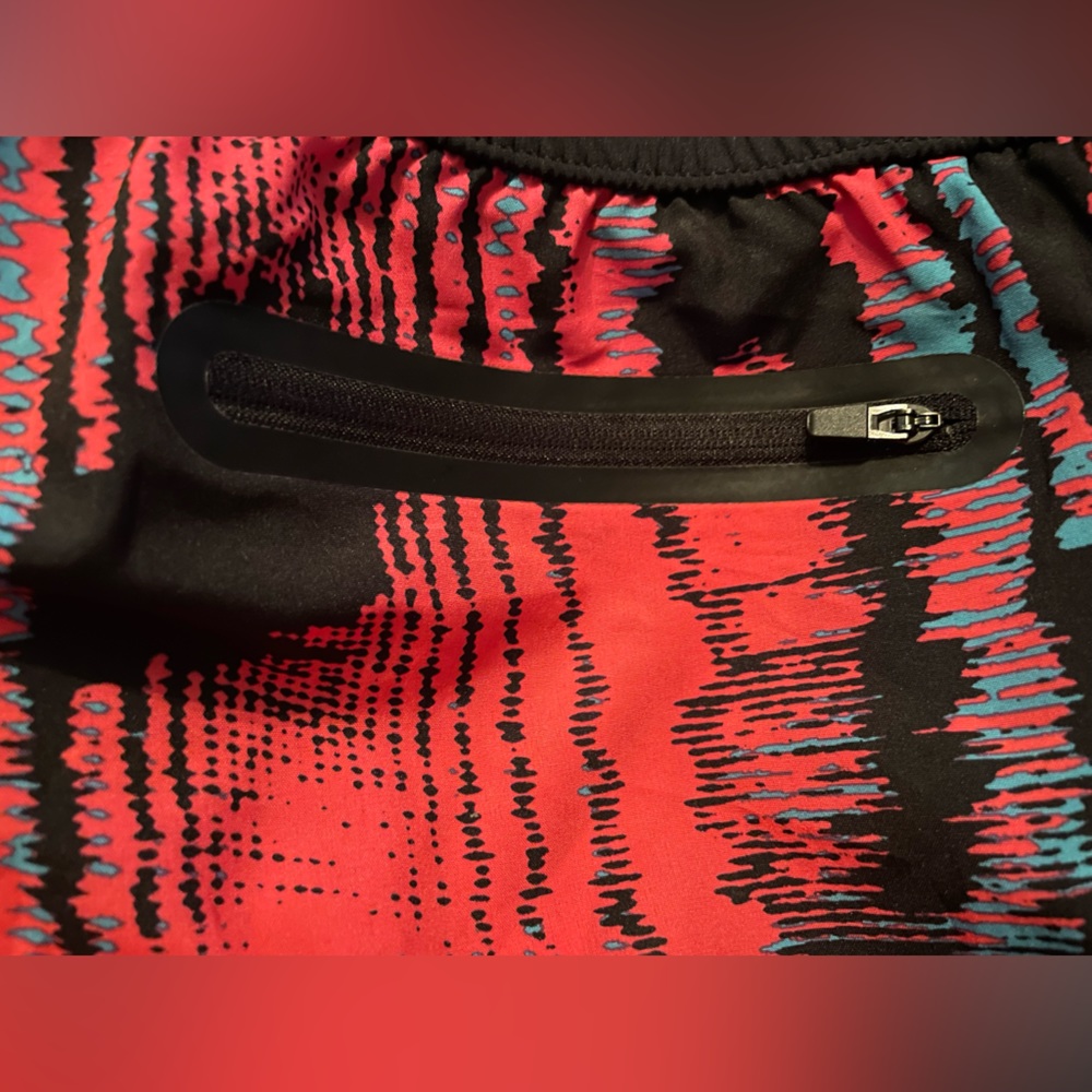 Fabletics Shorts - Picture 4 of 5